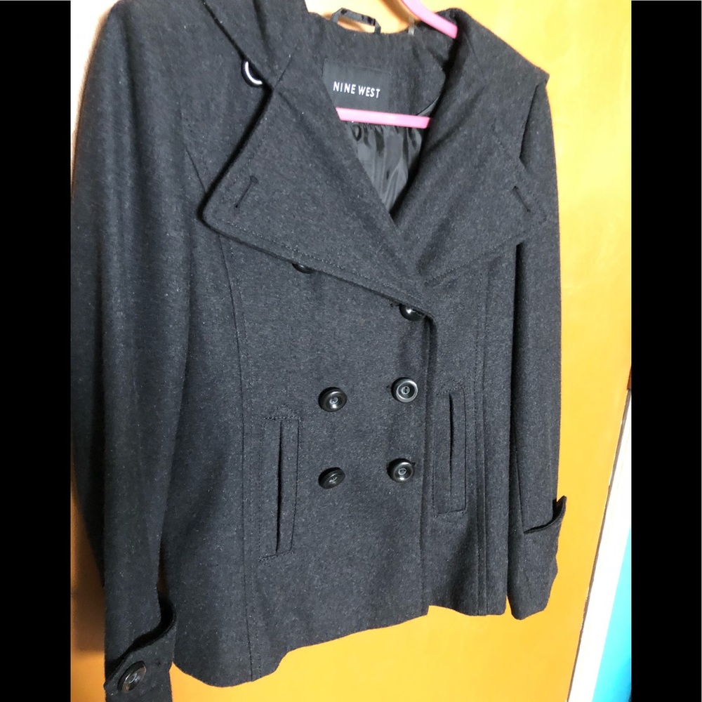 NINE WEST WOMEN’S COAT- Gray  Size 8